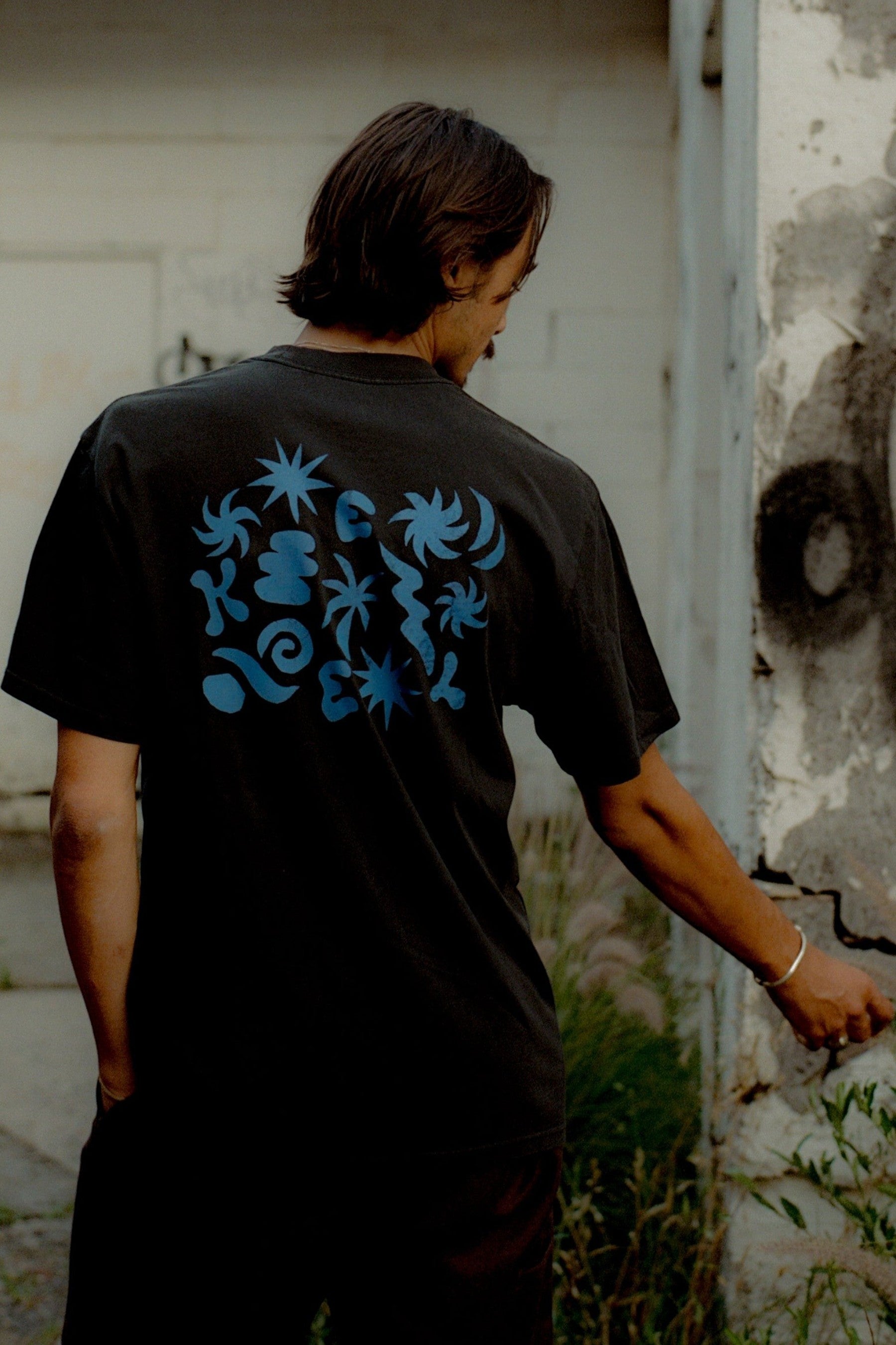 Cut Out Tee - Faded Black - Keel Surf & Supply