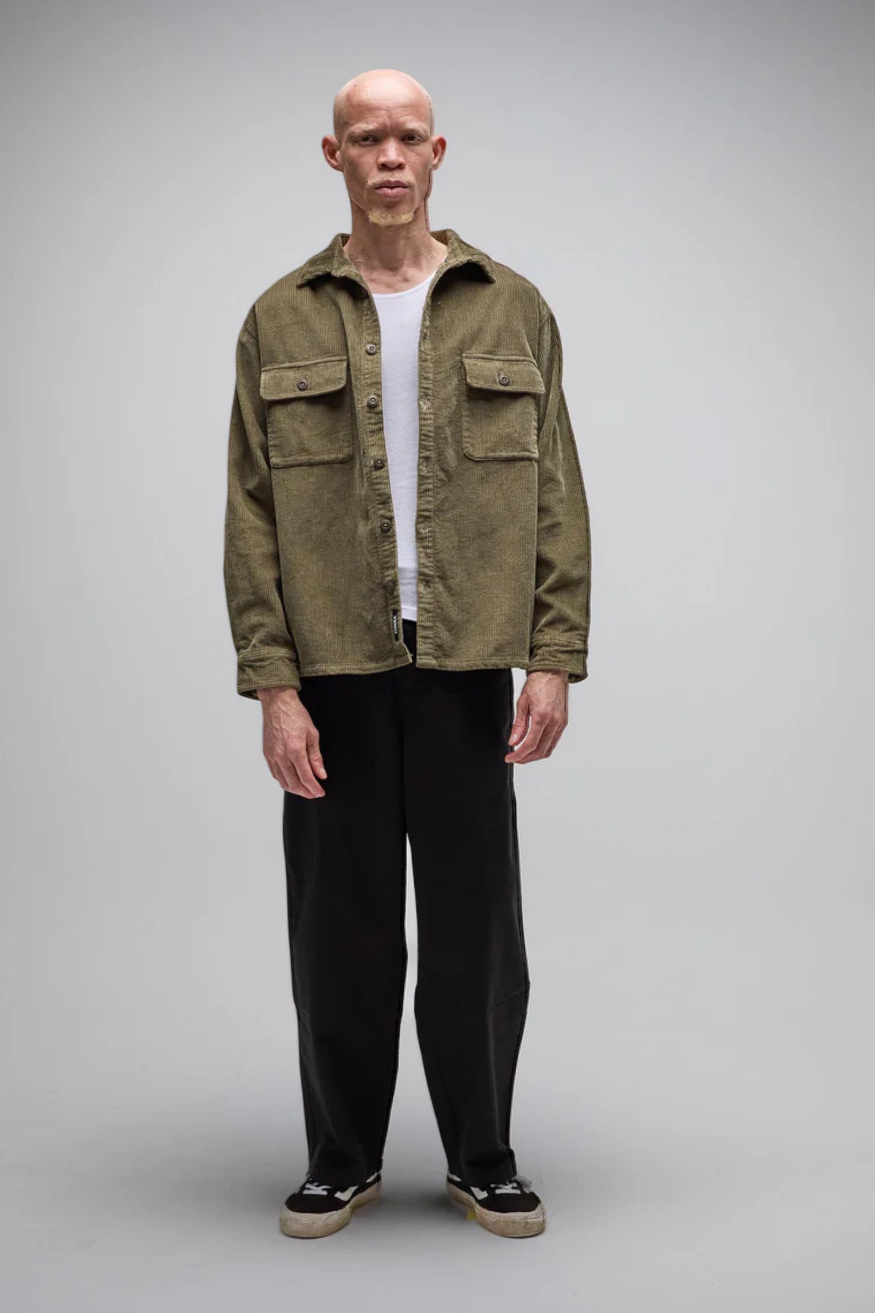 Keel Surf & Supply Reynolds Cord LS Shirt in pine green 100% cotton corduroy with double flap pockets.