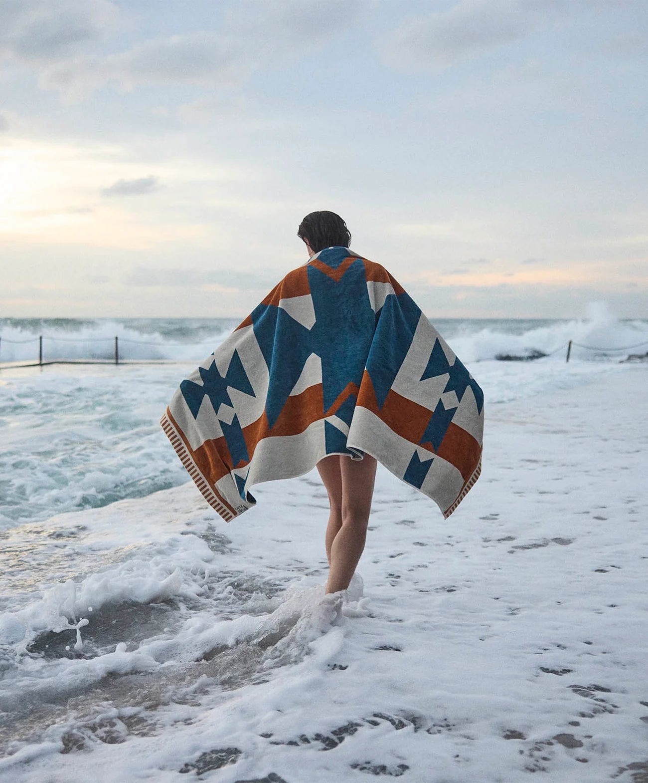 Canyon River Large Towel | Natural / Blue