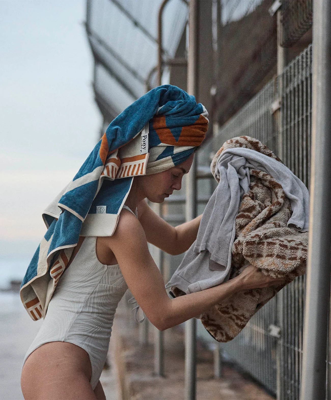 Canyon River Large Towel | Natural / Blue