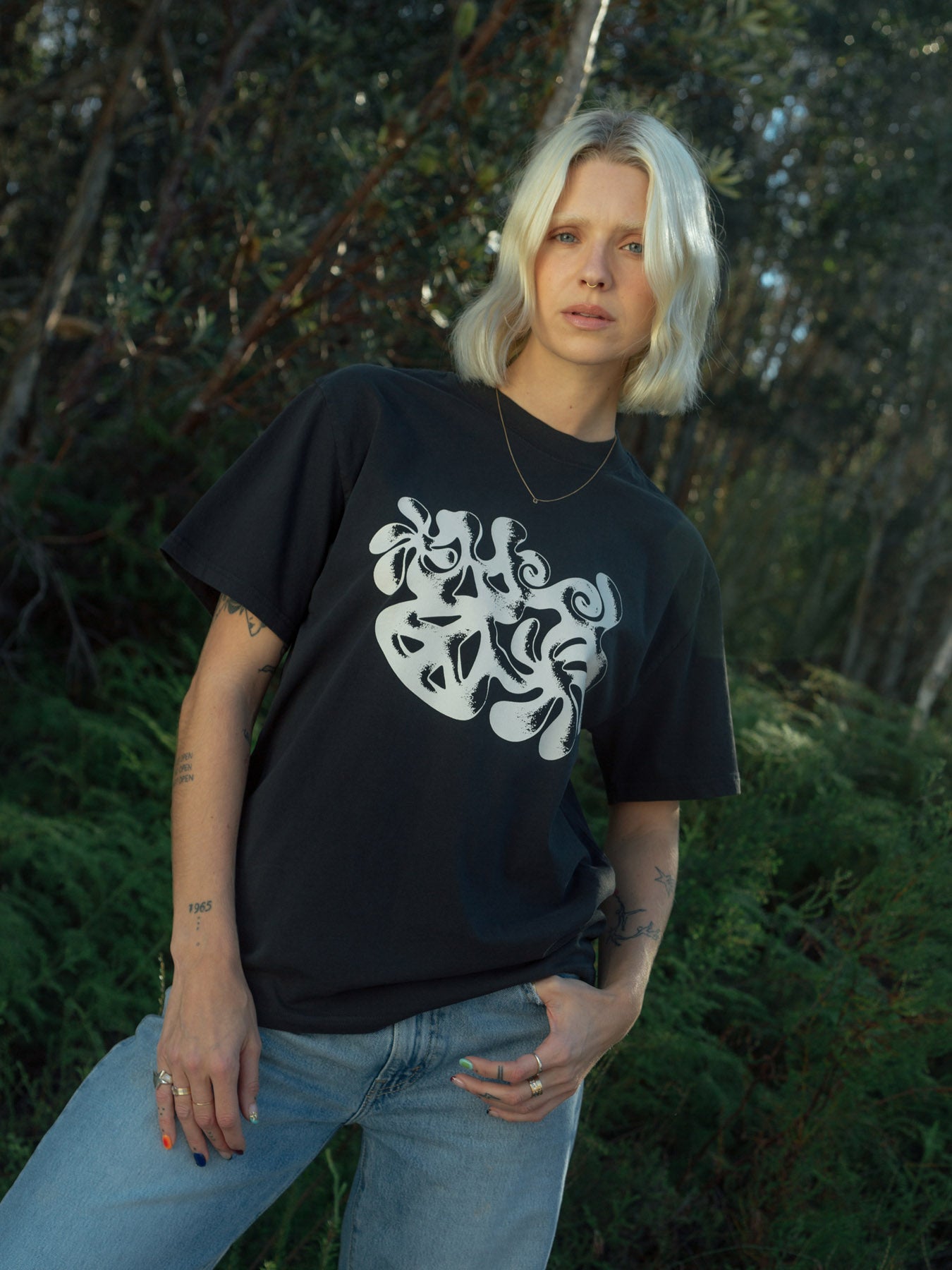 Women's Rock Tee - Faded Black