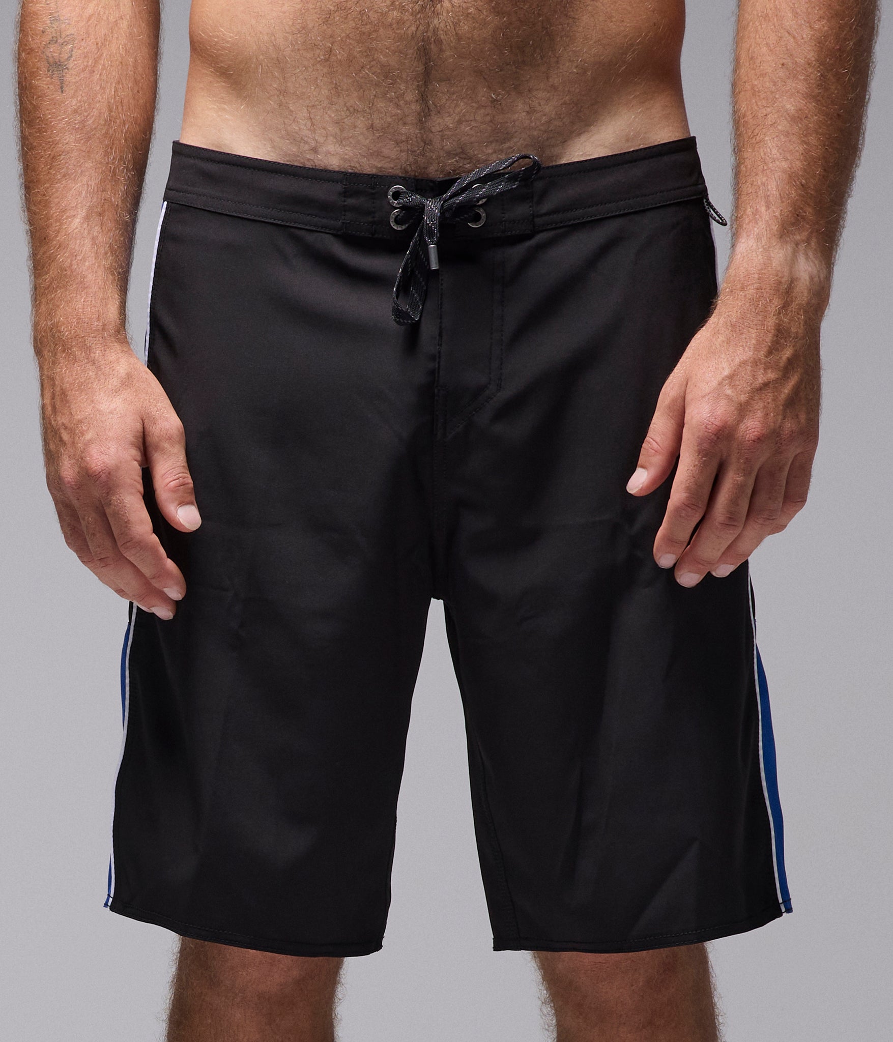 SYSTEM ECLIPSE 20" TRUNK - BLACK