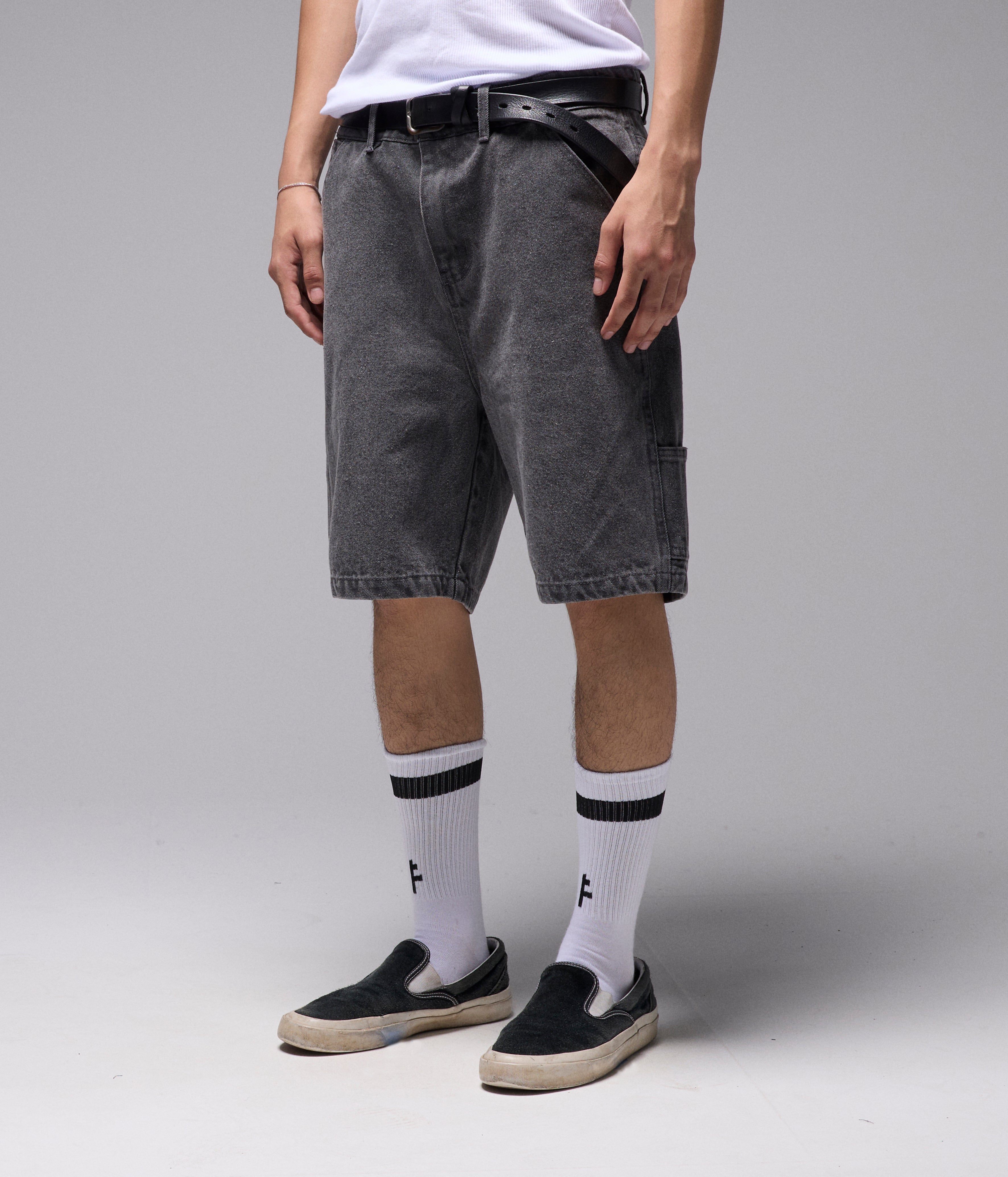 Distend VT Denim 20.5” Carpenter Short - Washed Grey