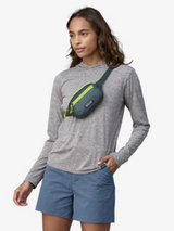 Patagonia Ultralight Black Hole® Mini Hip Pack 1L - Nouveau Green | Keel Surf & Supply