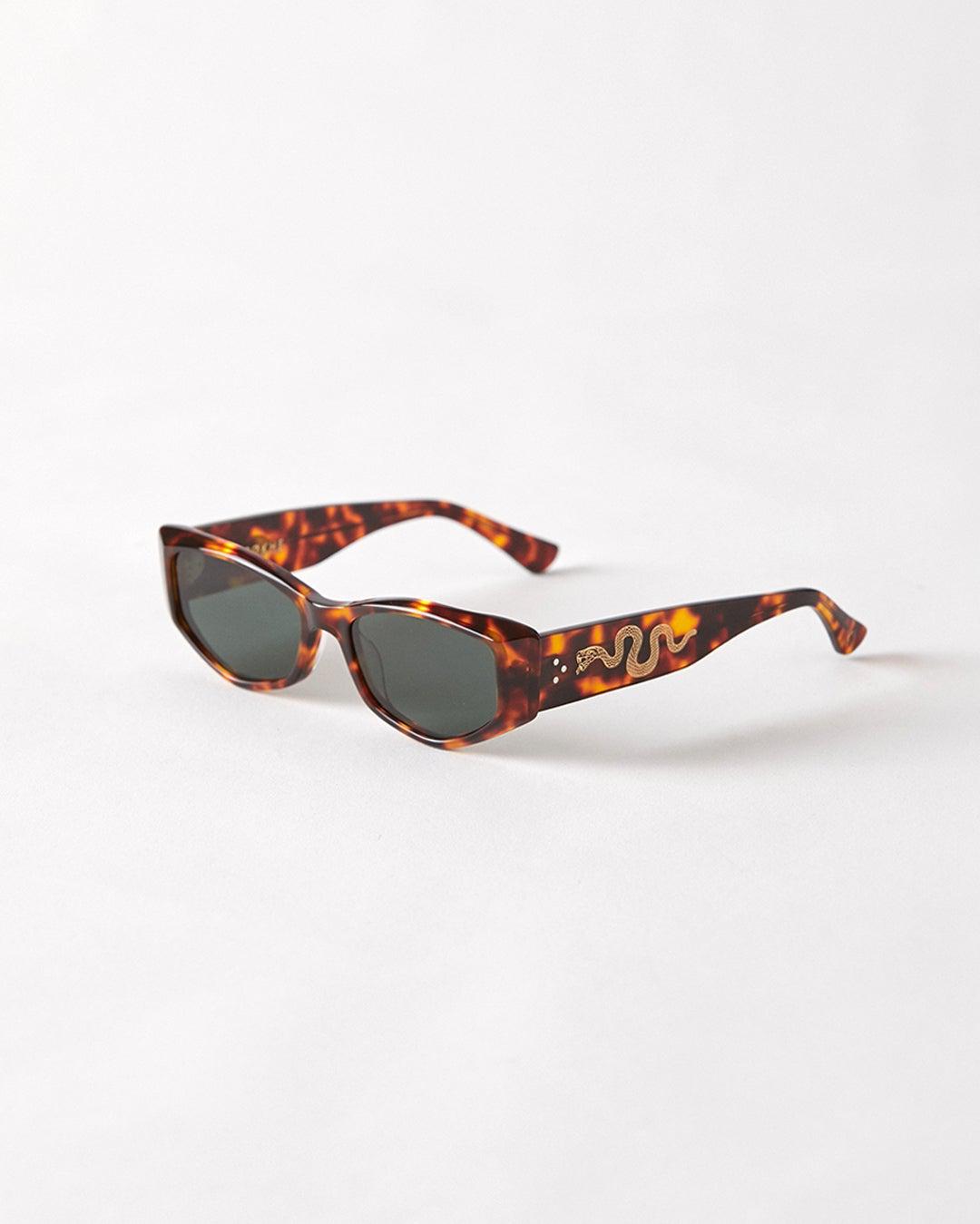 Epokhe Guilty ~ Tortoise Polished / Green-Keel Surf & Supply