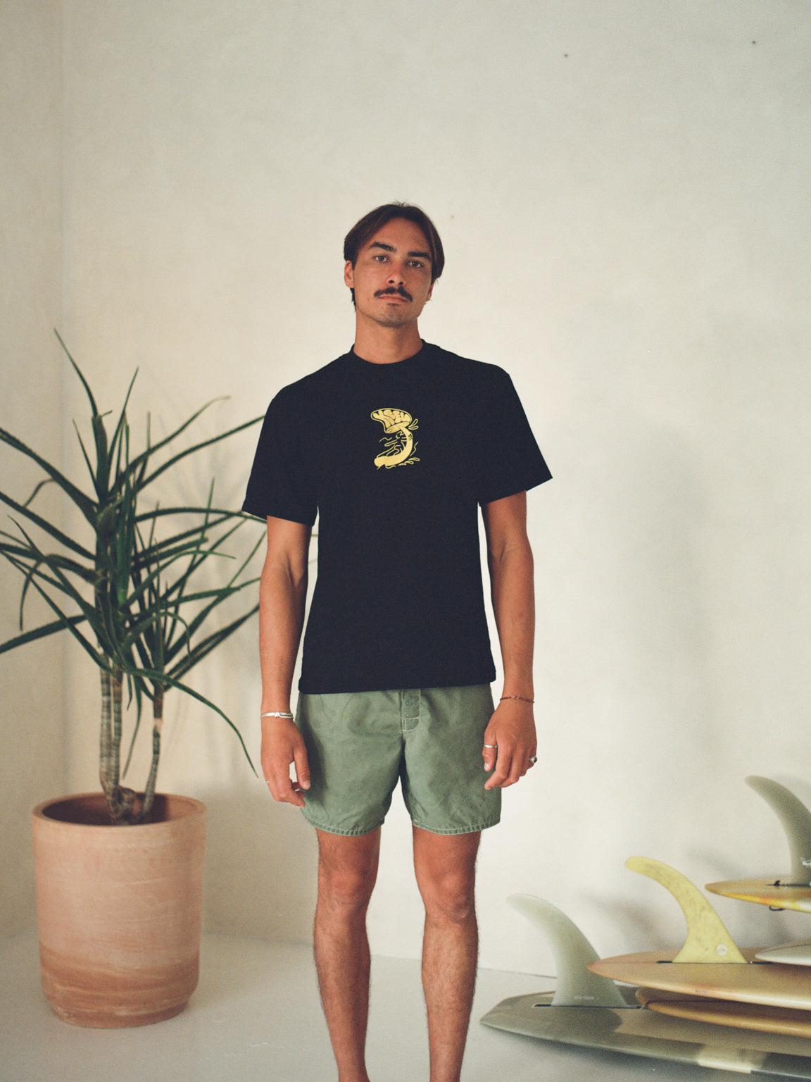 Keel Surf ~ Mushroom Surfer Heavy Tee ~ Black-Keel Surf & Supply